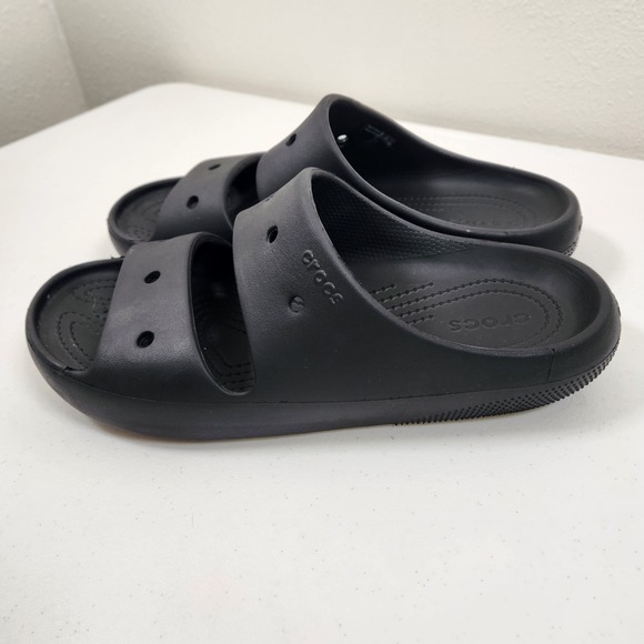 Unisex Sandals Crocs Classic Sandal V2 - Black Women\'s 11 / Men\'s 9 EUC